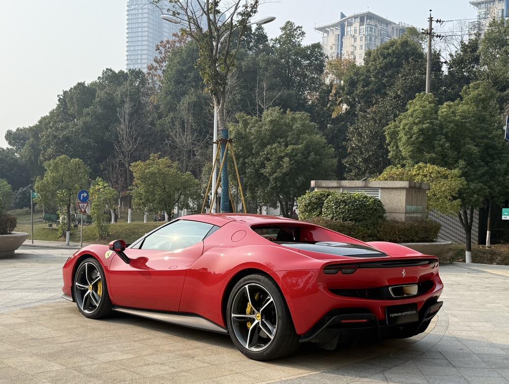 Ferrari Ferrari 296