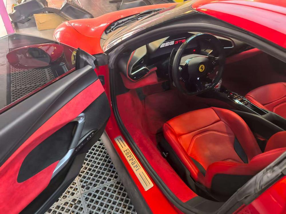 Ferrari Ferrari 296