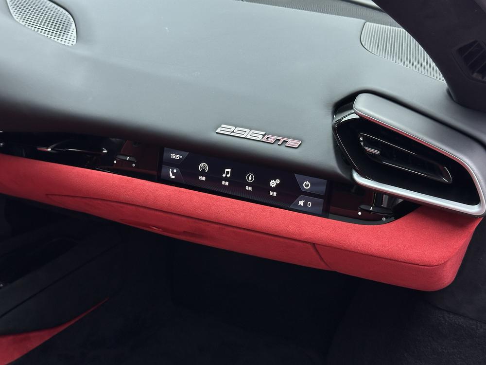 Ferrari Ferrari 296