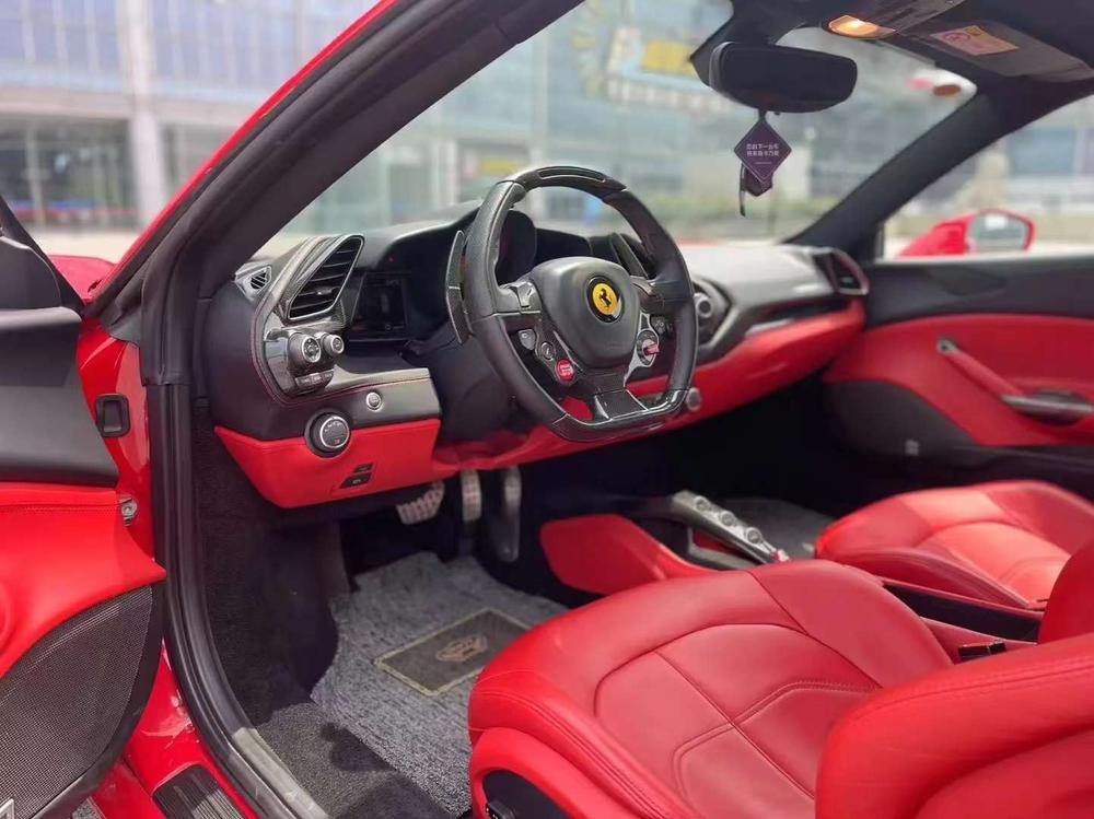 Ferrari Ferrari 488