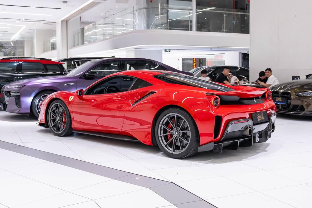 Ferrari Ferrari 488