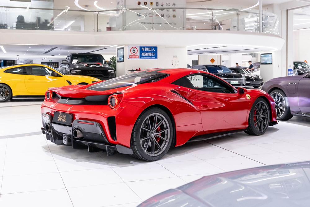 Ferrari Ferrari 488