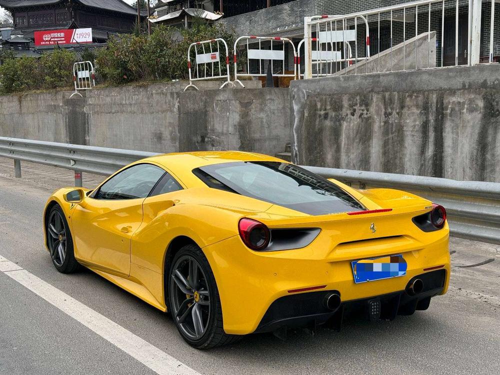 Ferrari Ferrari 488