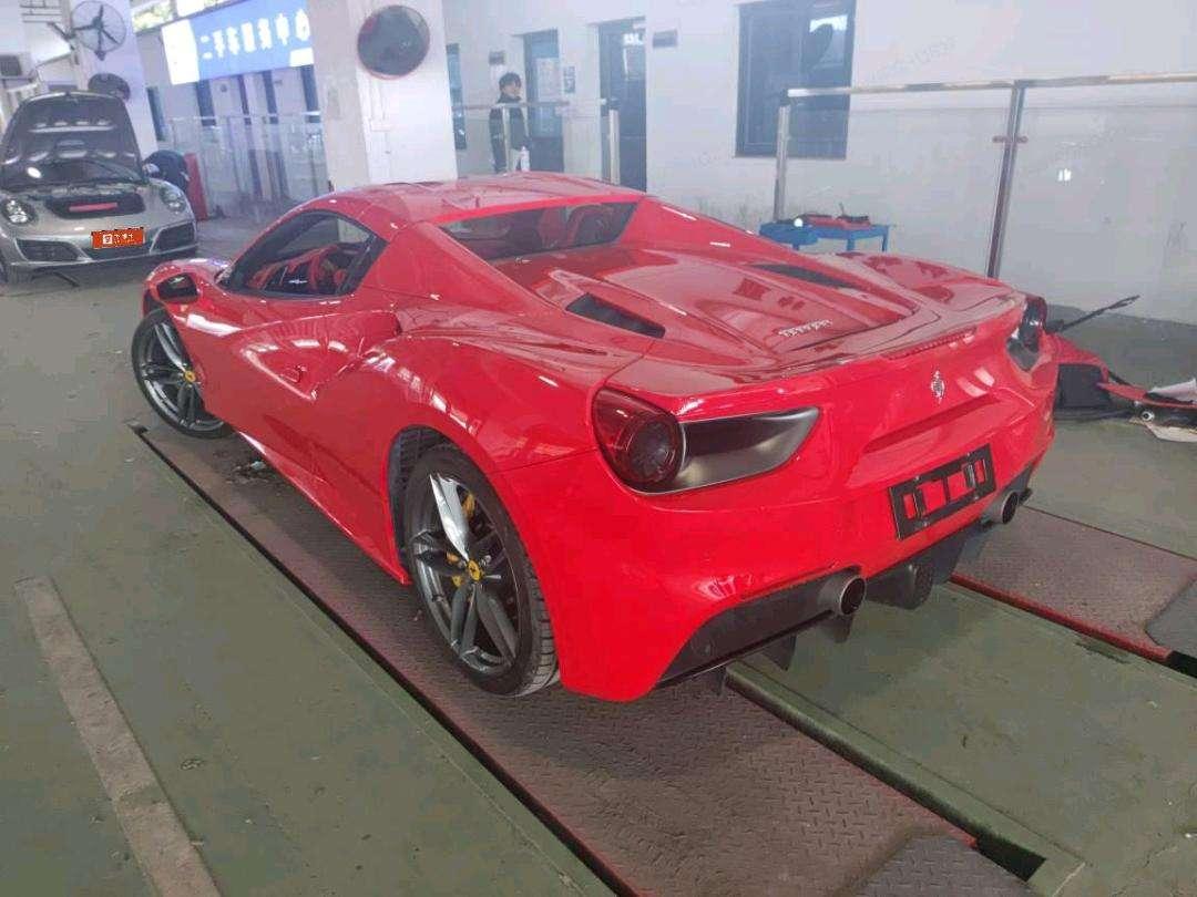 Ferrari Ferrari 488