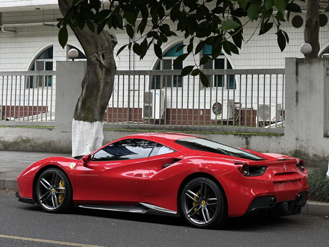 Ferrari Ferrari 488