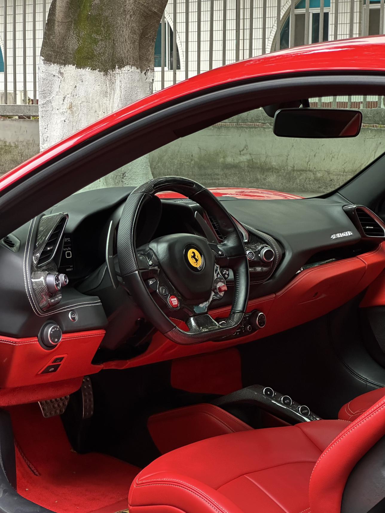 Ferrari Ferrari 488