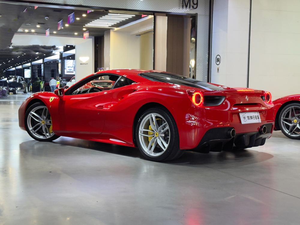 Ferrari Ferrari 488