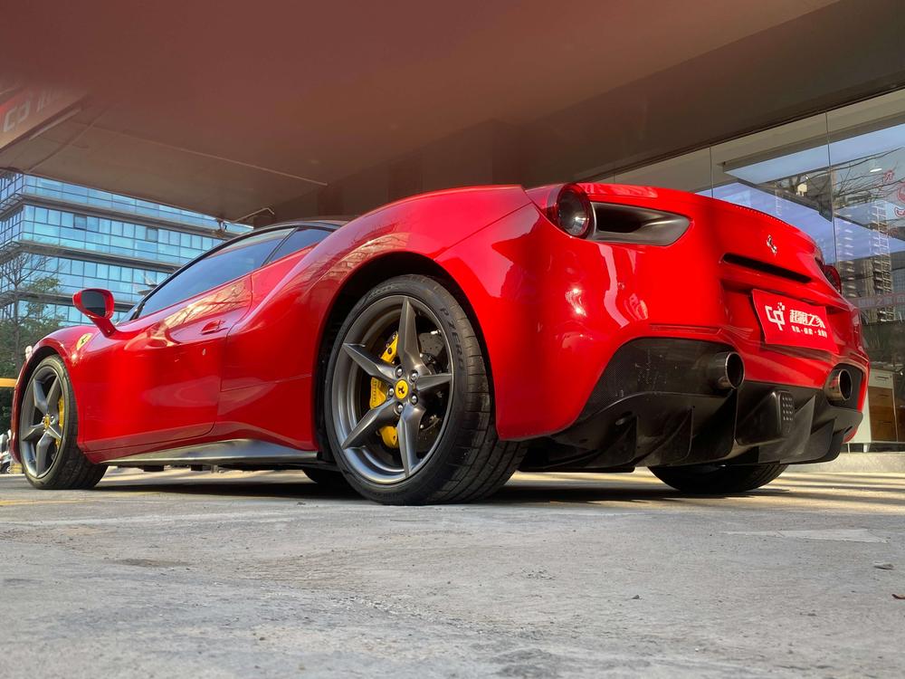 Ferrari Ferrari 488