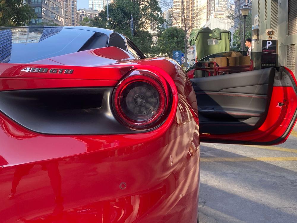 Ferrari Ferrari 488