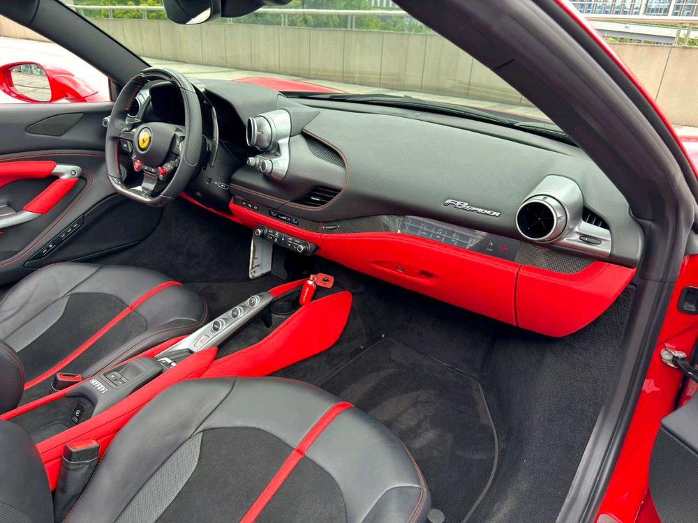 Ferrari Ferrari F8