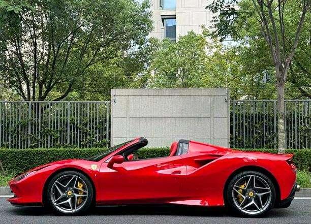 Ferrari Ferrari F8