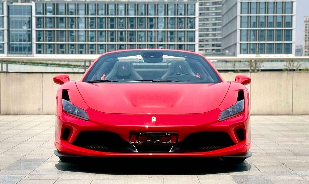 Ferrari Ferrari F8