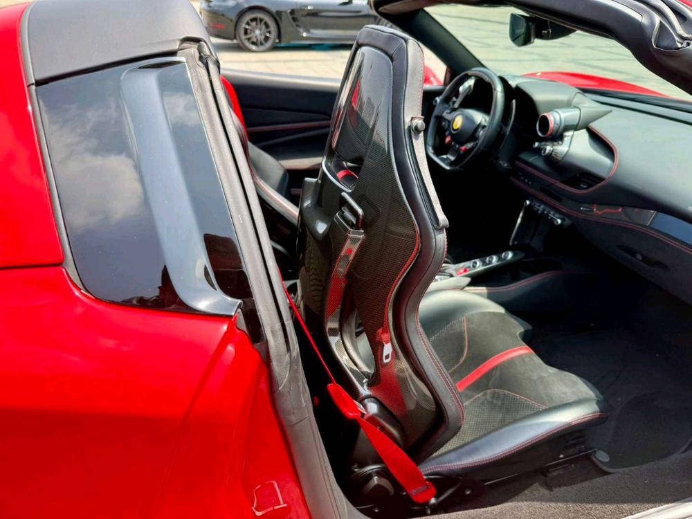 Ferrari Ferrari F8
