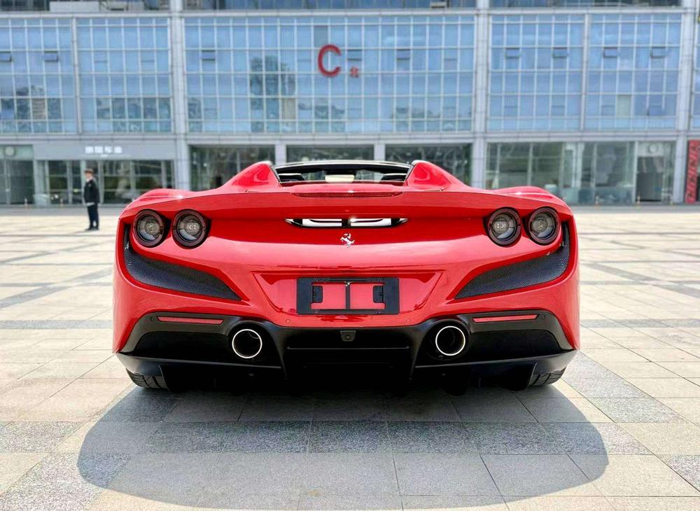 Ferrari Ferrari F8