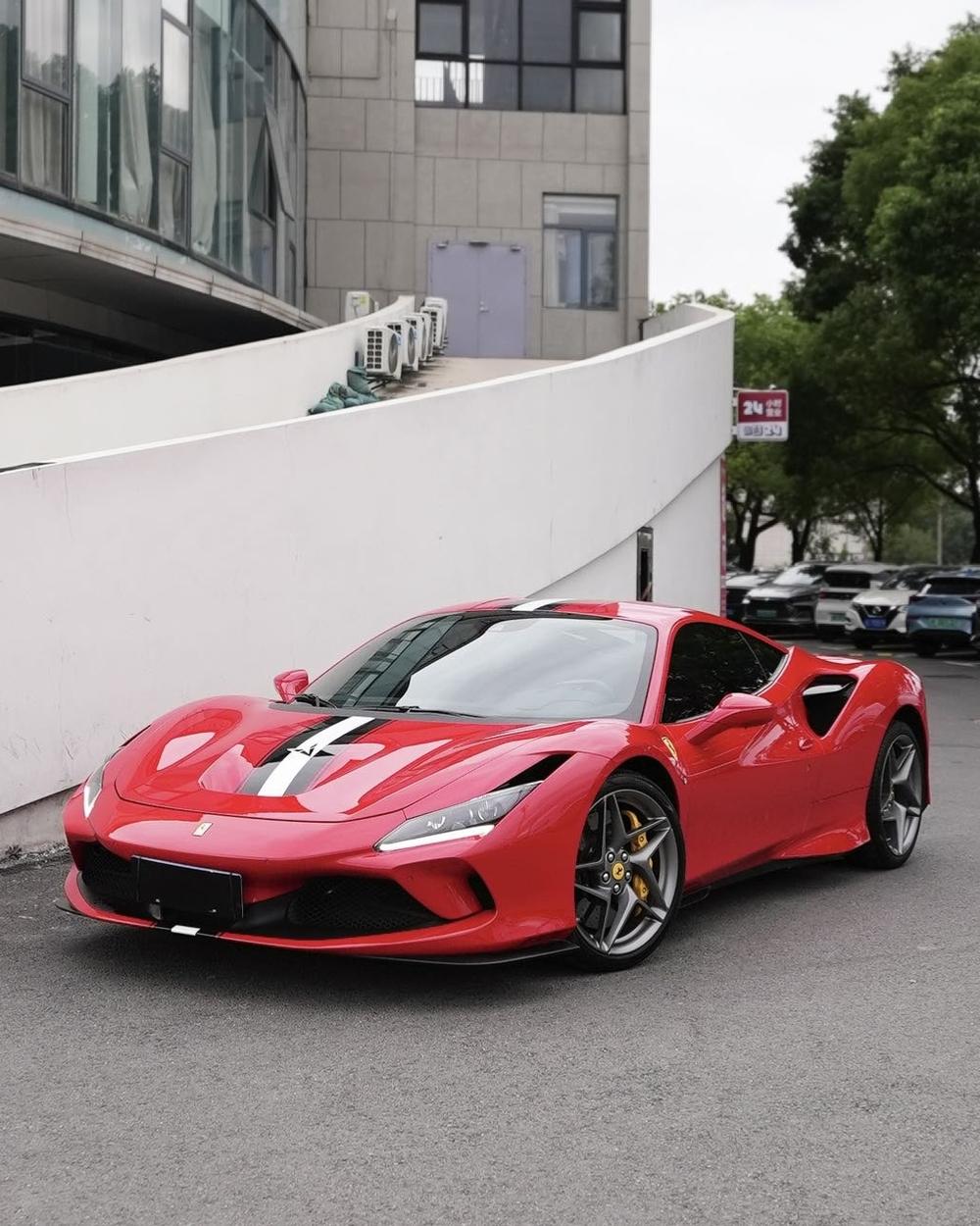 Ferrari Ferrari F8