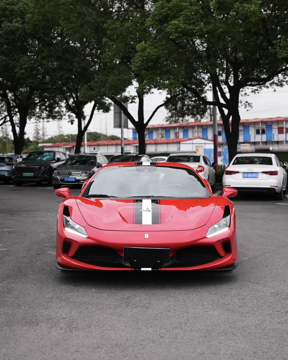 Ferrari Ferrari F8