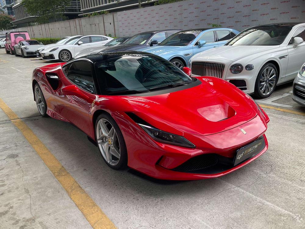 Ferrari Ferrari F8