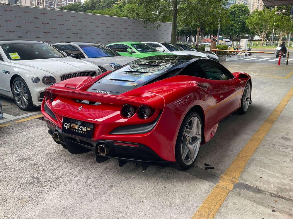 Ferrari Ferrari F8