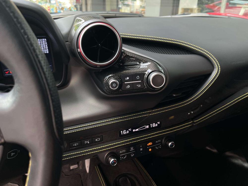 Ferrari Ferrari F8