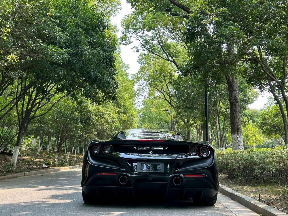 Ferrari Ferrari F8