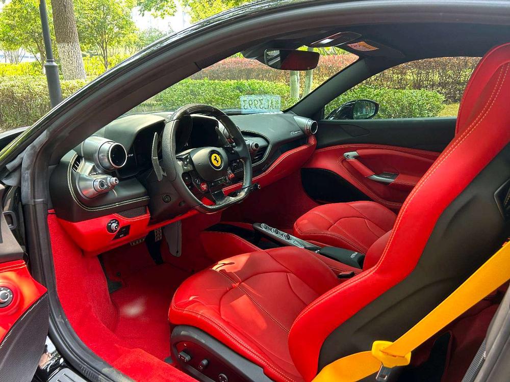 Ferrari Ferrari F8