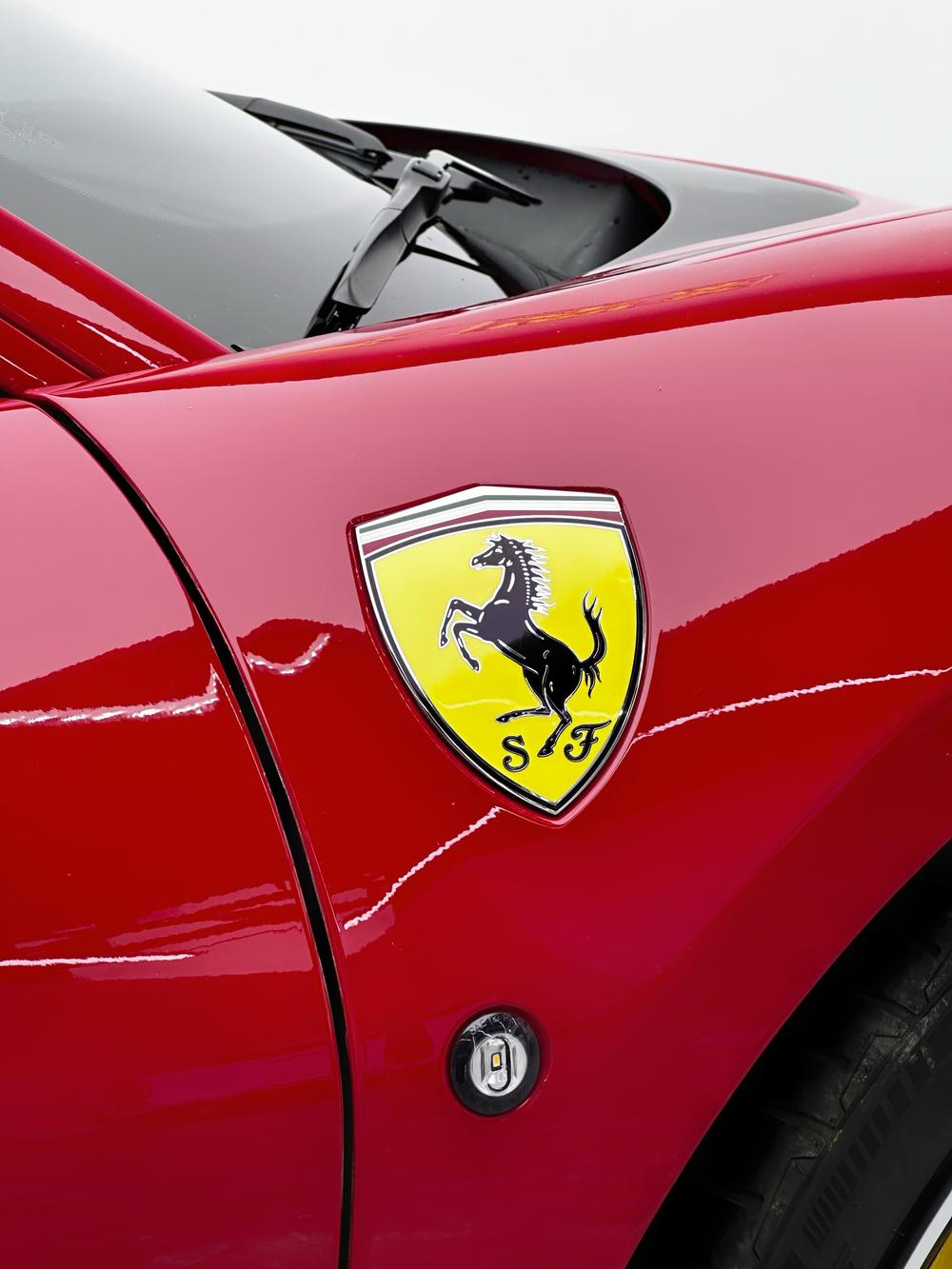 Ferrari Ferrari F8