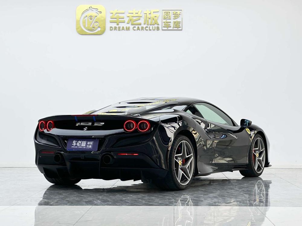 Ferrari Ferrari F8