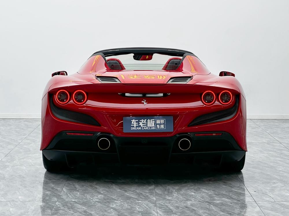 Ferrari Ferrari F8