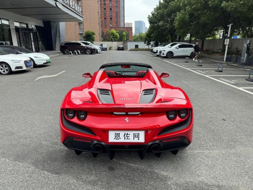 Ferrari Ferrari F8