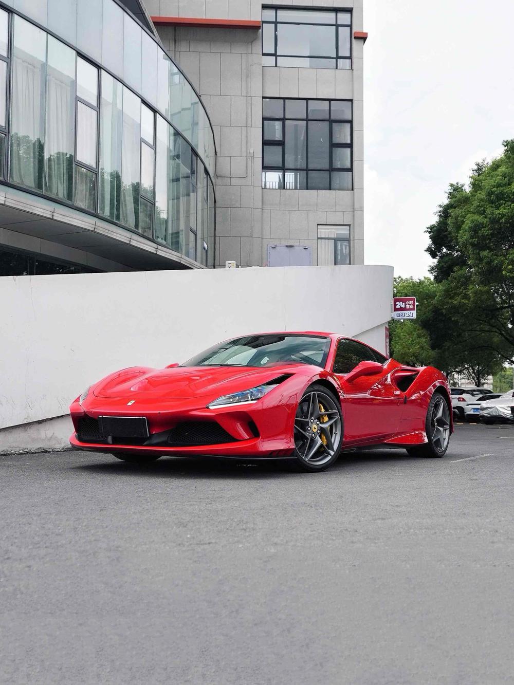 Ferrari Ferrari F8