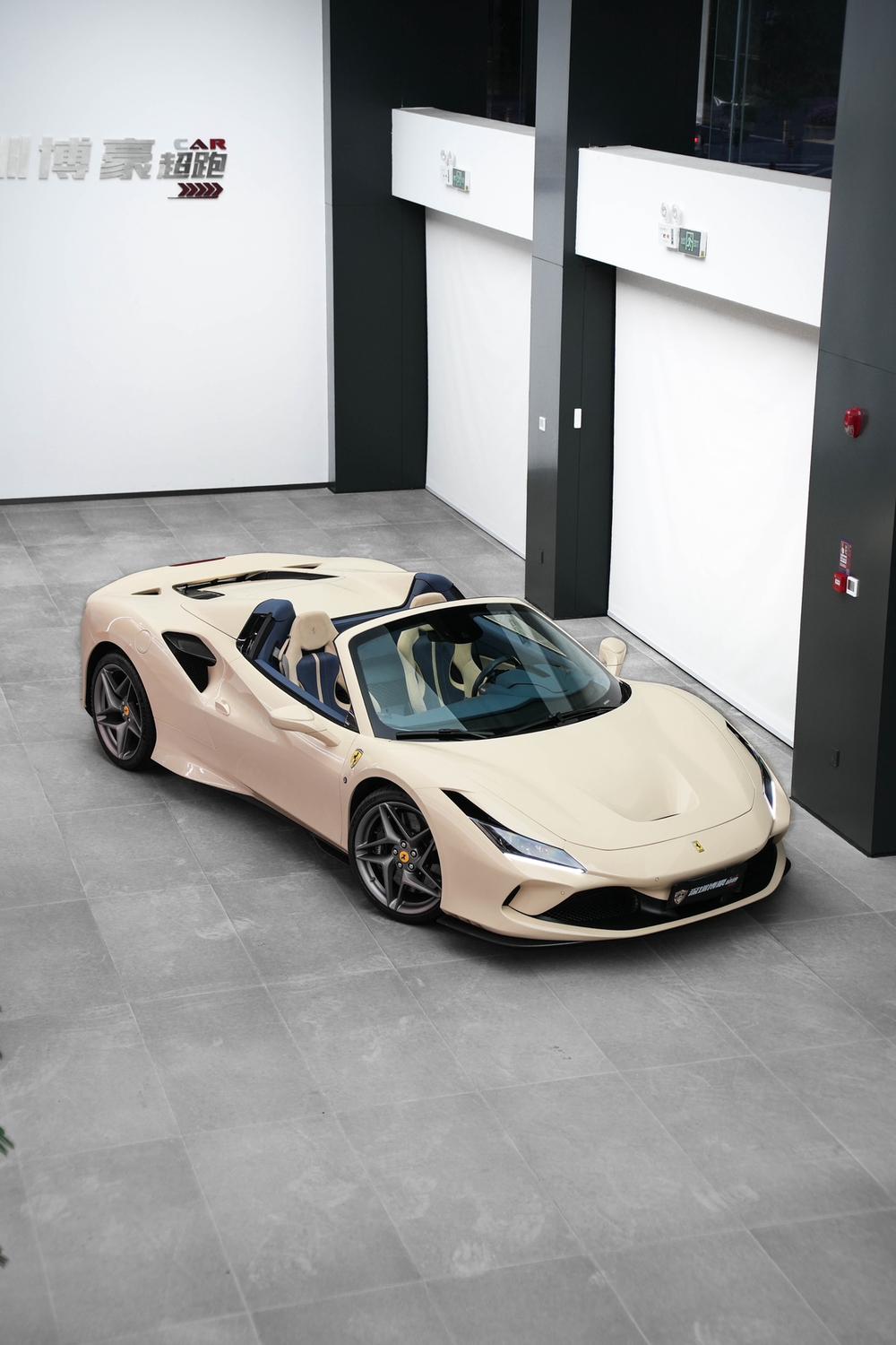 Ferrari Ferrari F8