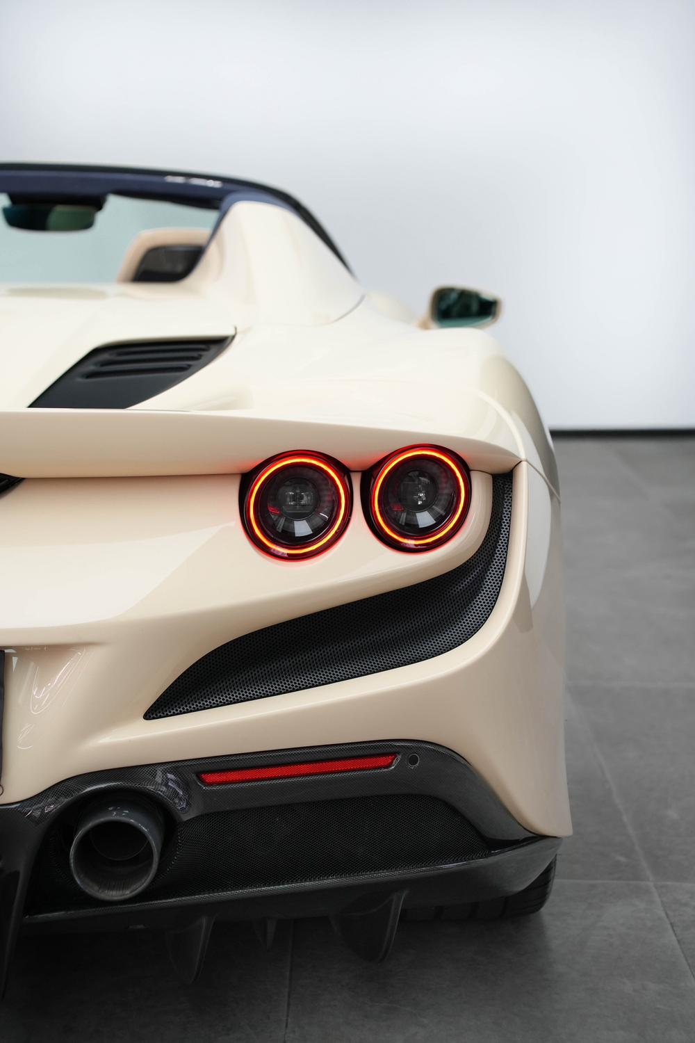 Ferrari Ferrari F8