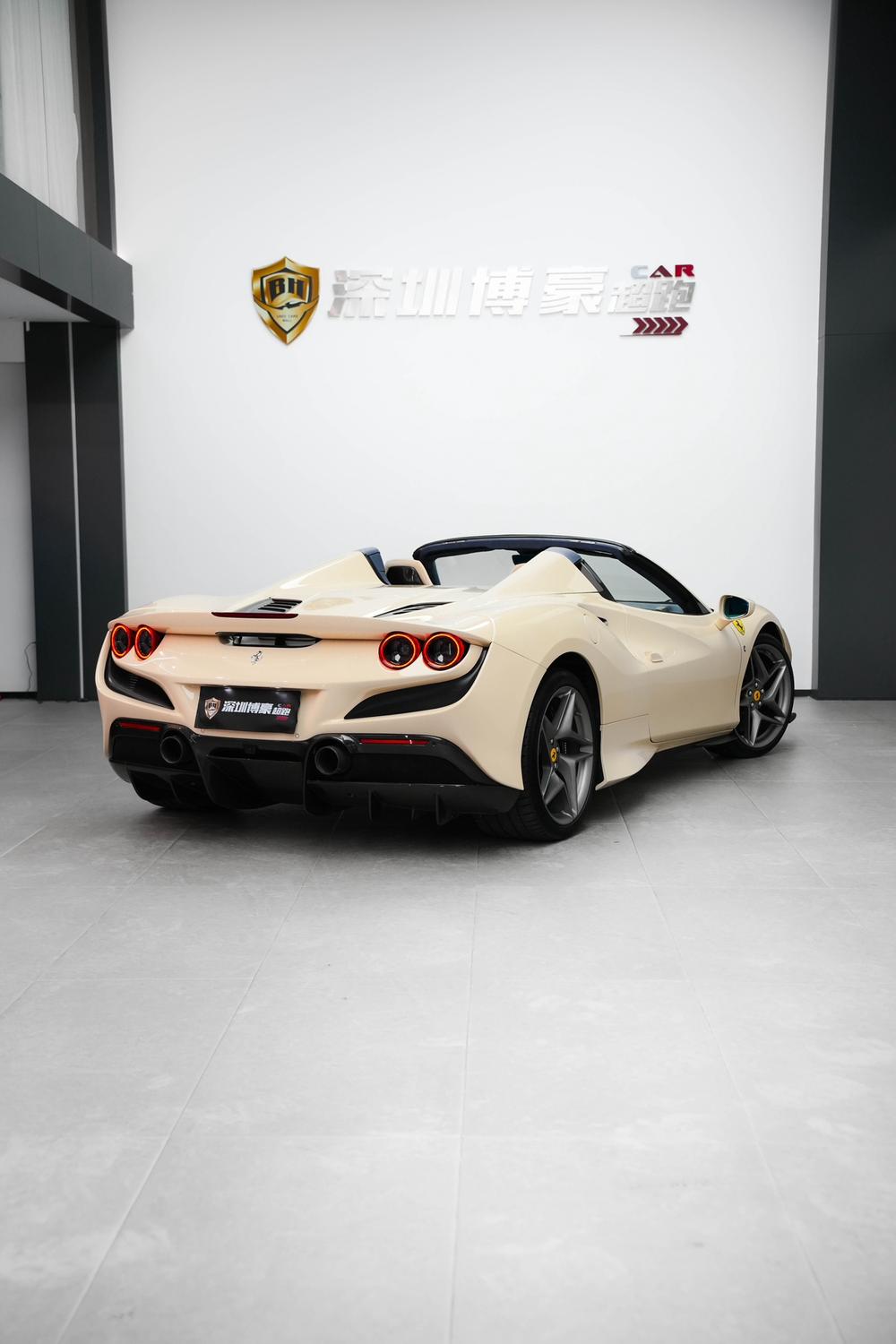 Ferrari Ferrari F8