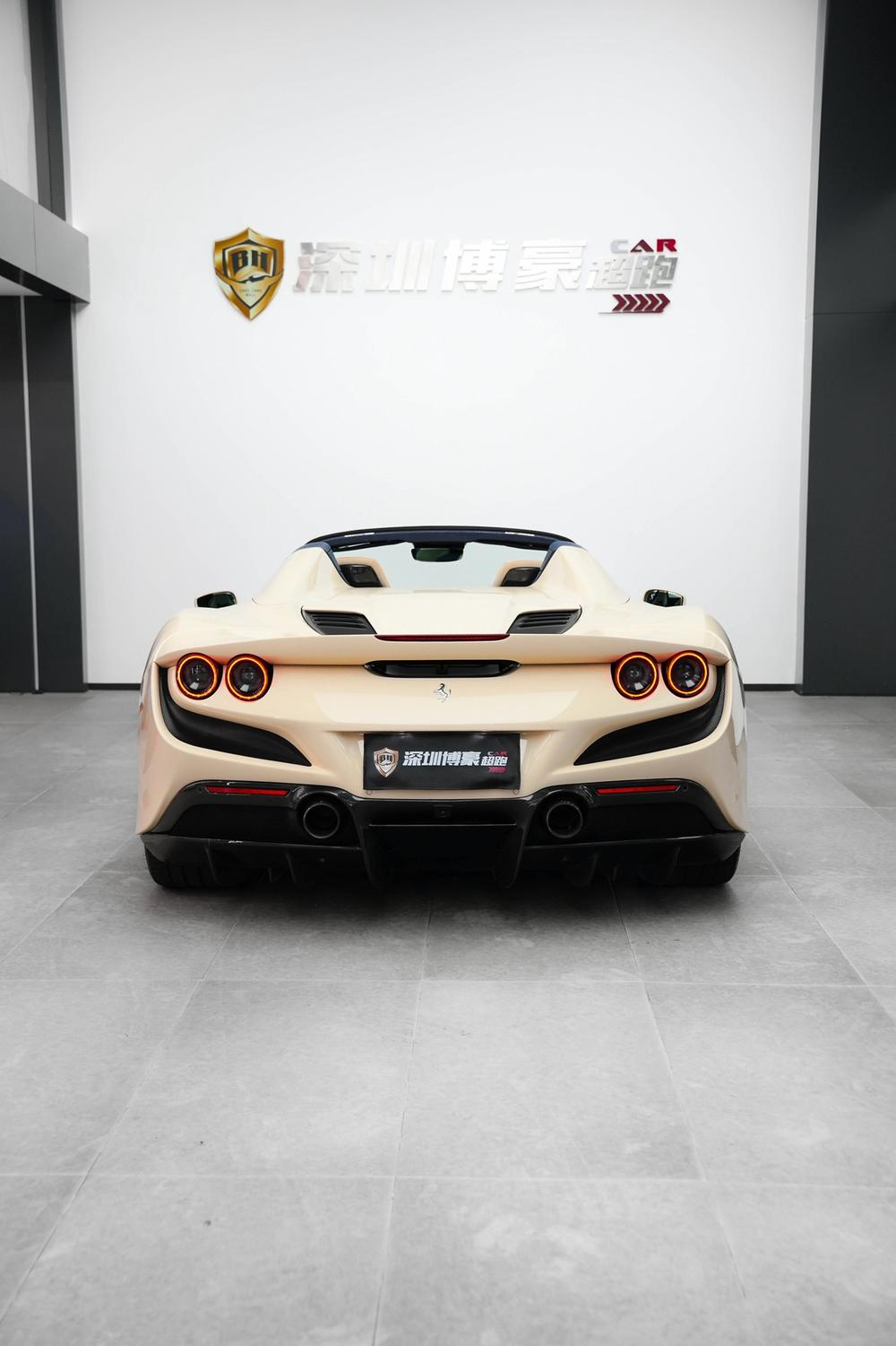 Ferrari Ferrari F8