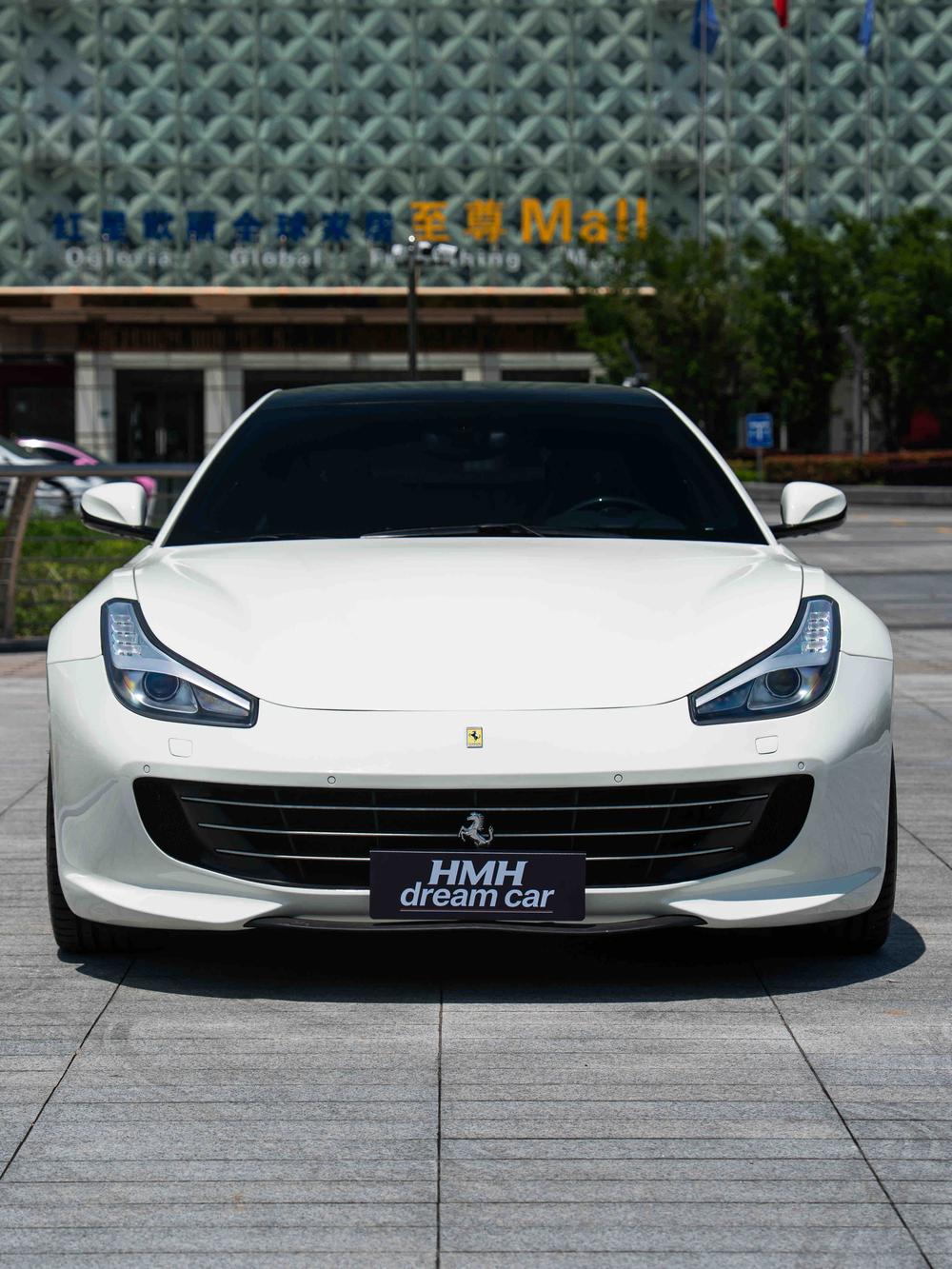 Ferrari GTC4Lusso