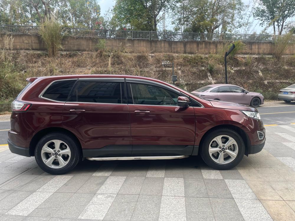 Ford Edge