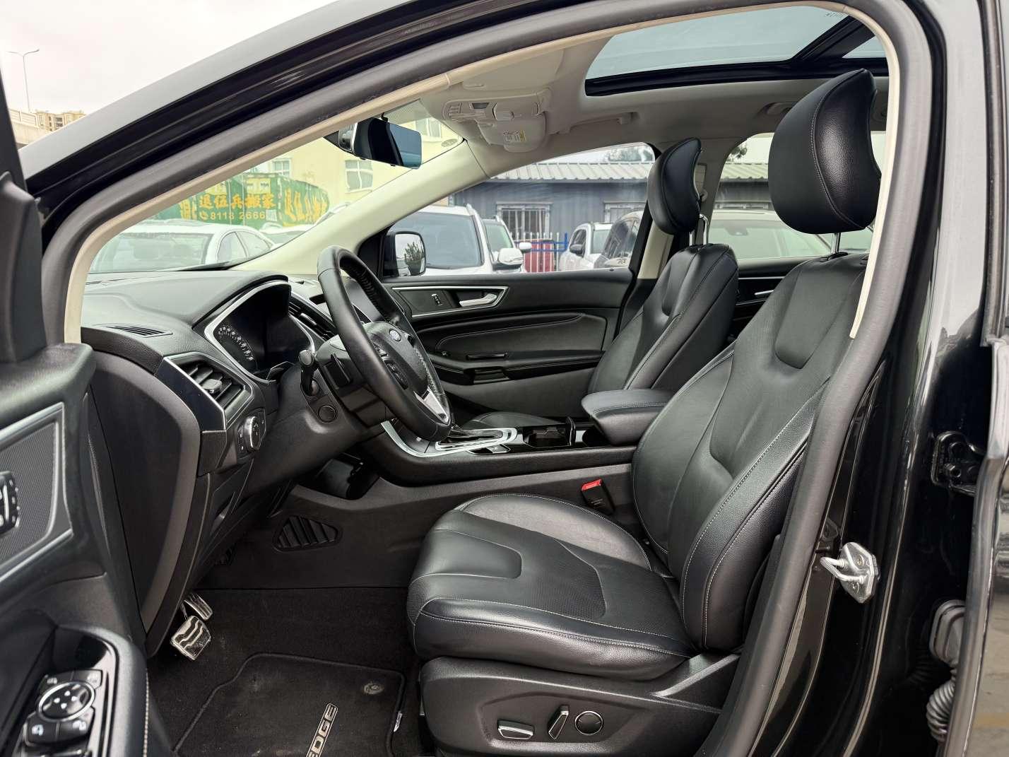 Ford Edge