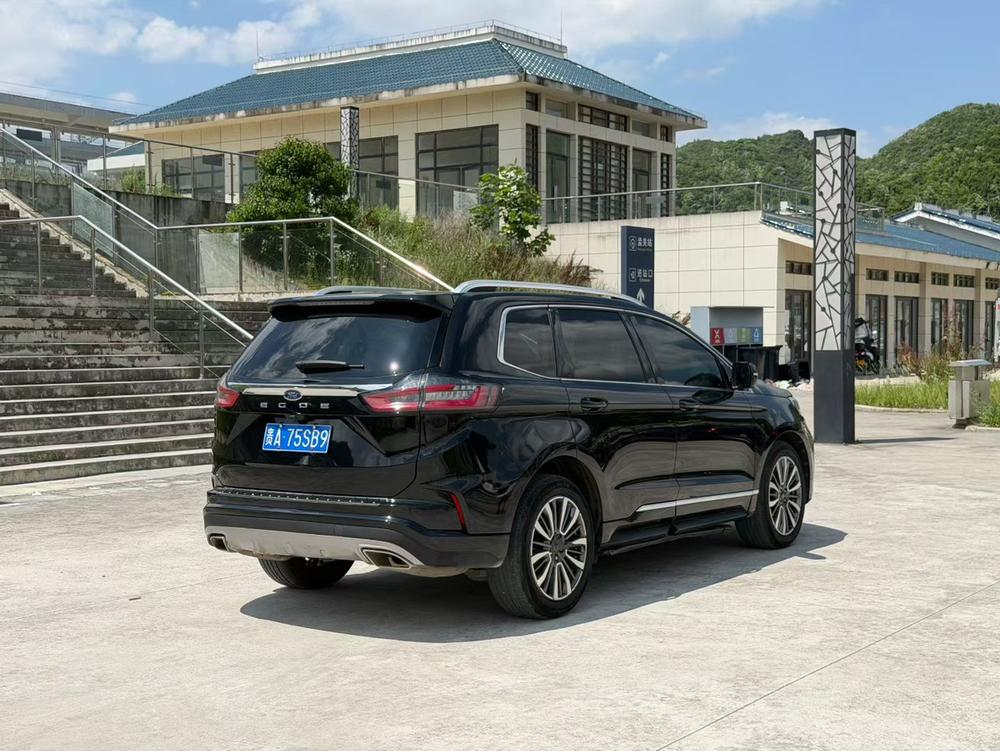 Ford Edge