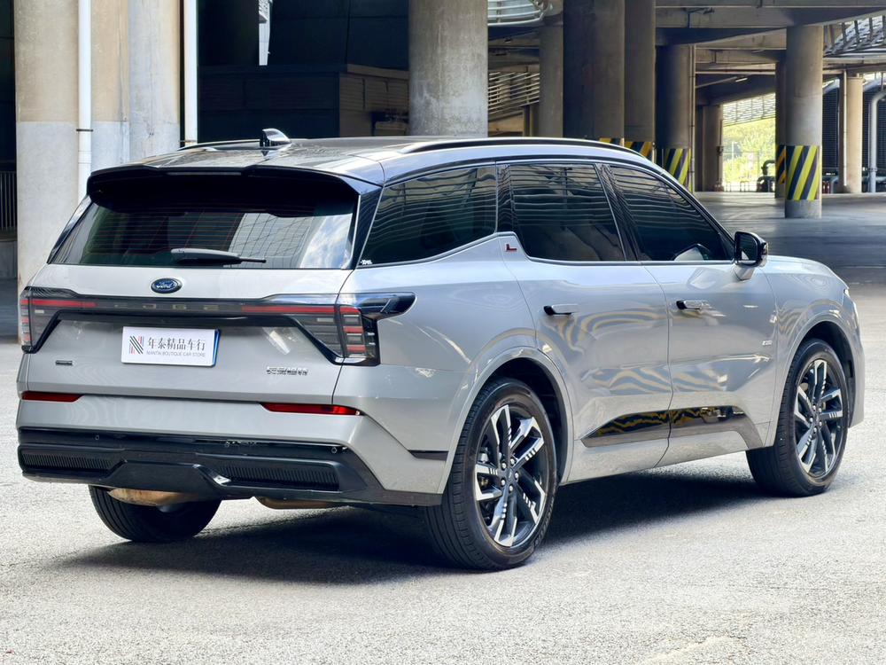 Ford Edge
