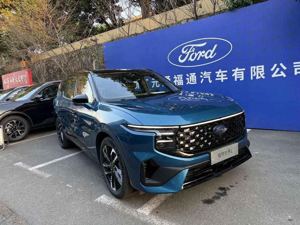 Ford Edge