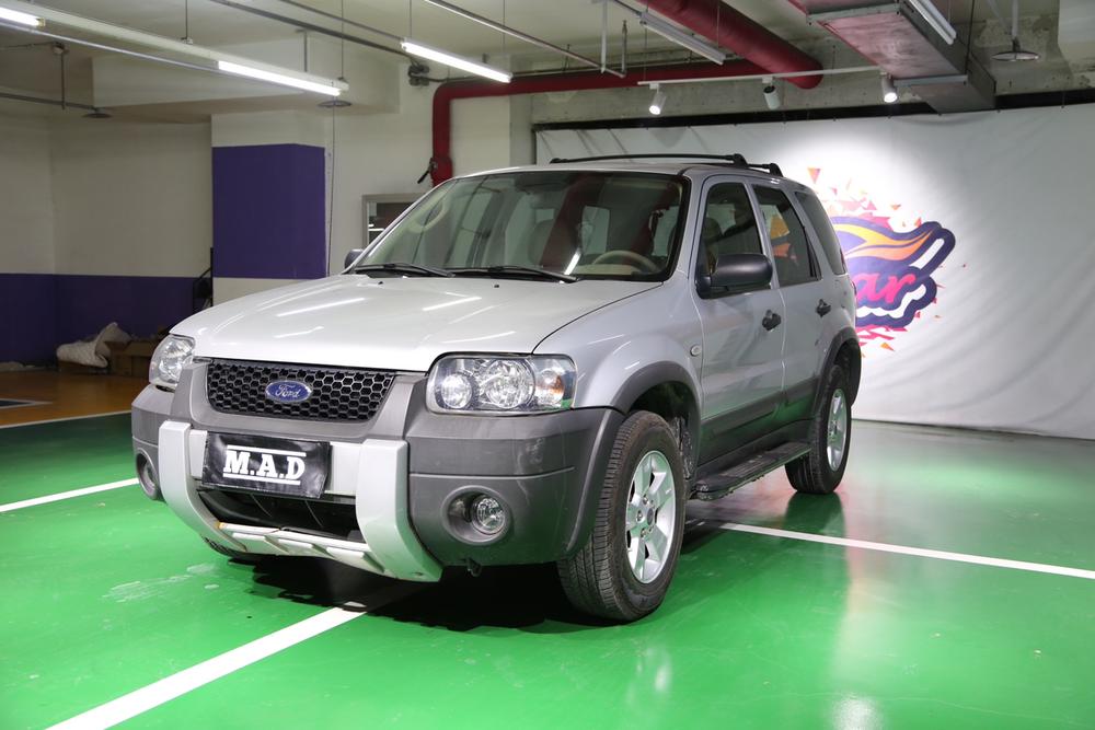 Ford Escape (Import)
