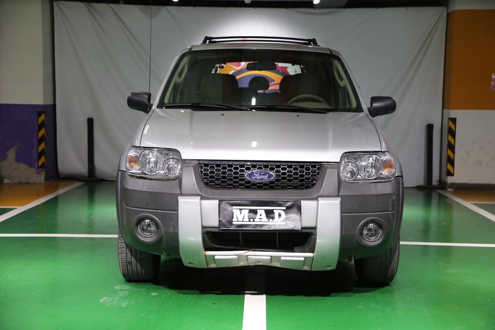 Ford Escape (Import)