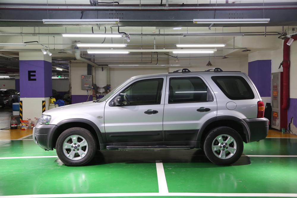Ford Escape (Import)