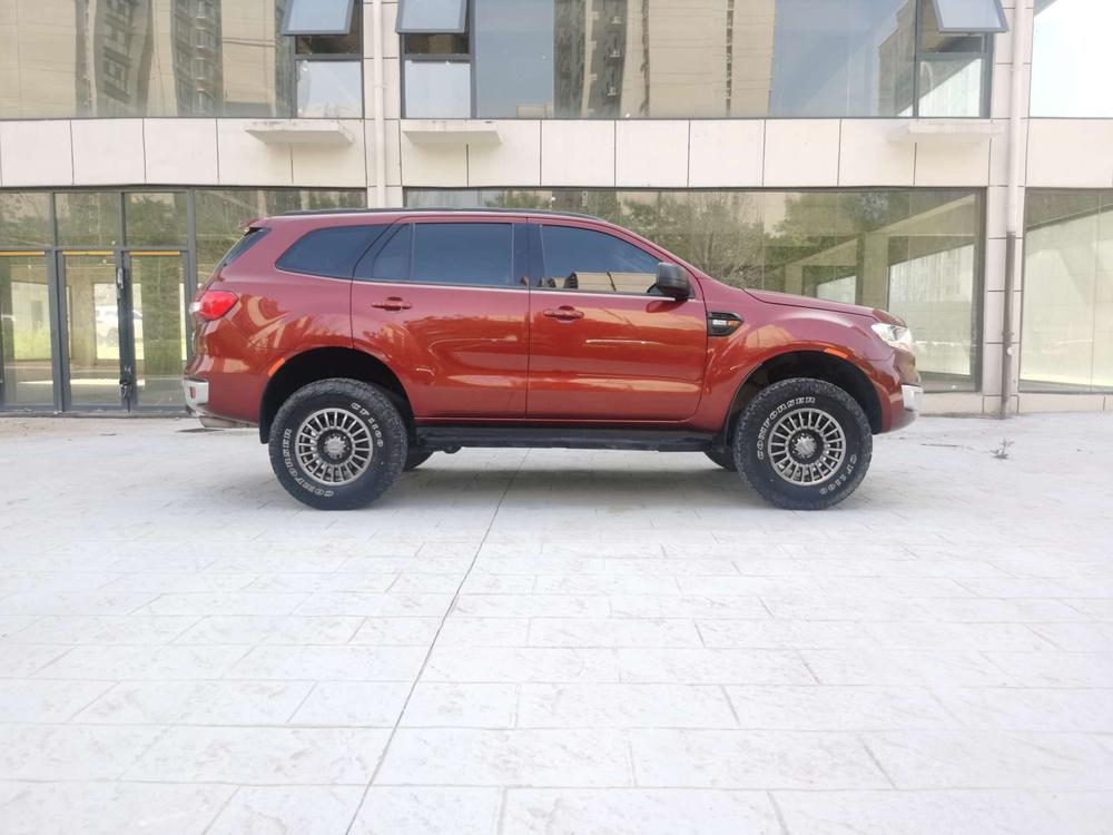 Ford Everest