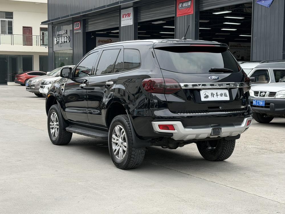 Ford Everest