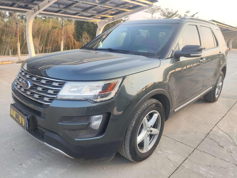 Ford Explorer (Import)