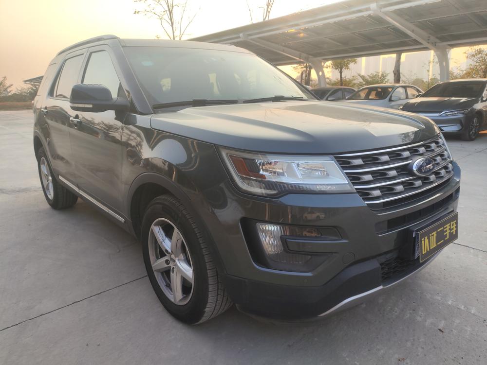 Ford Explorer (Import)