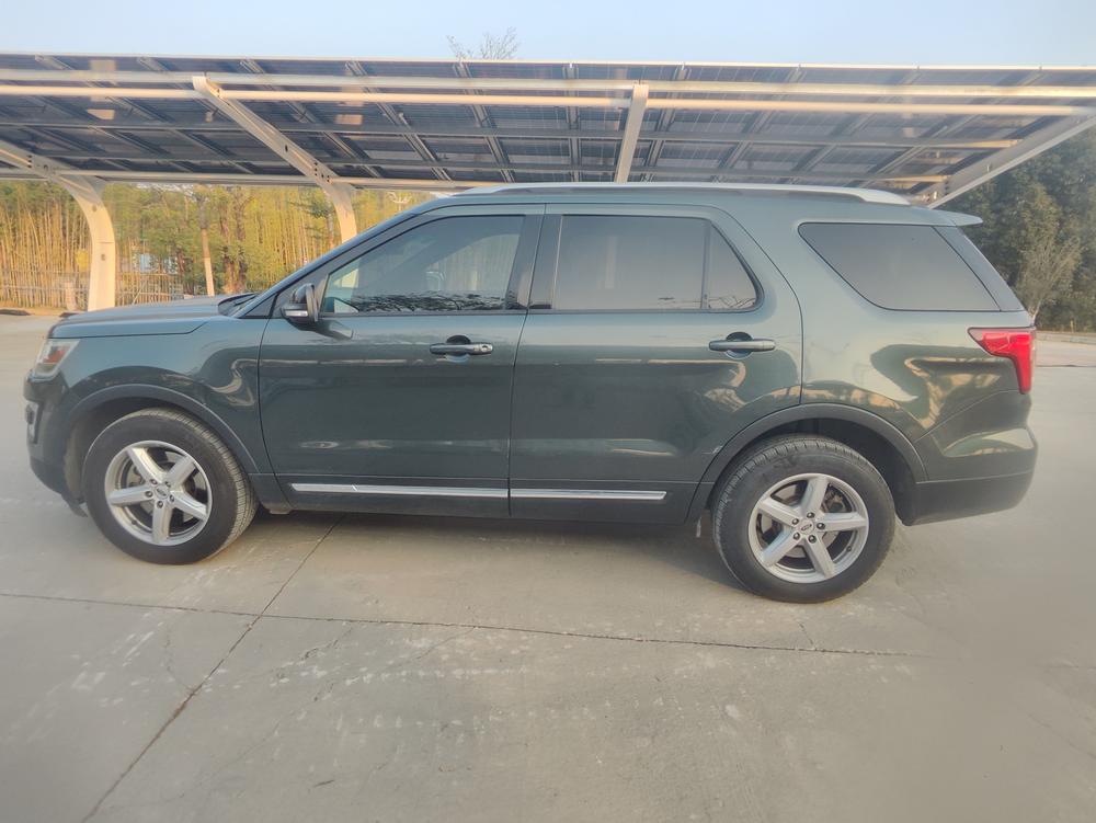 Ford Explorer (Import)