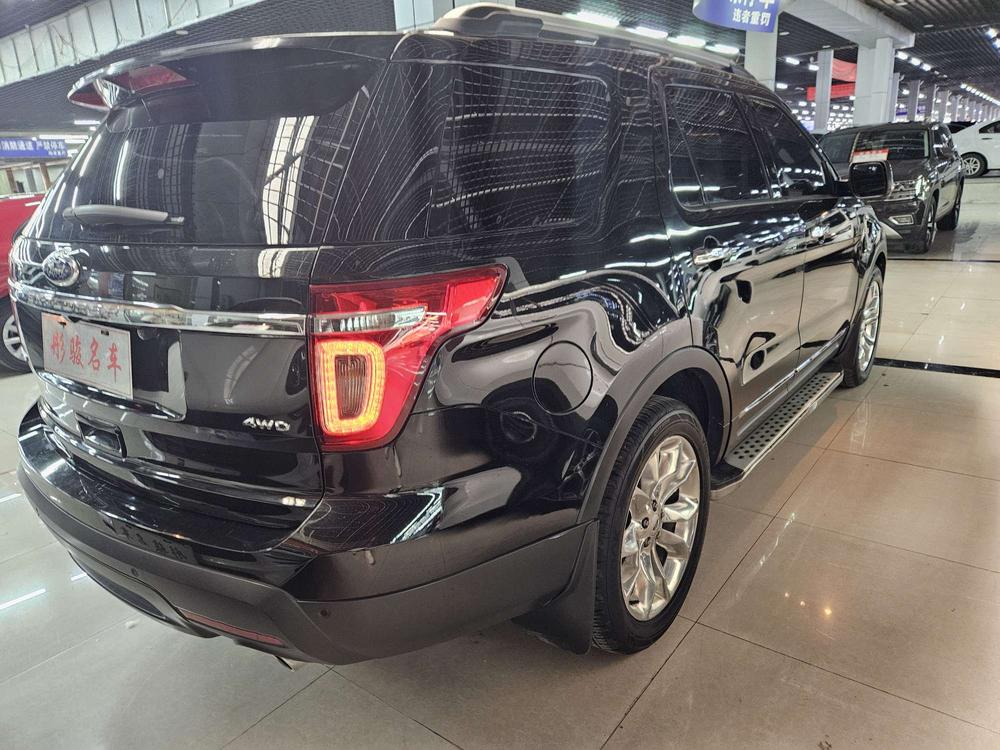 Ford Explorer (Import)