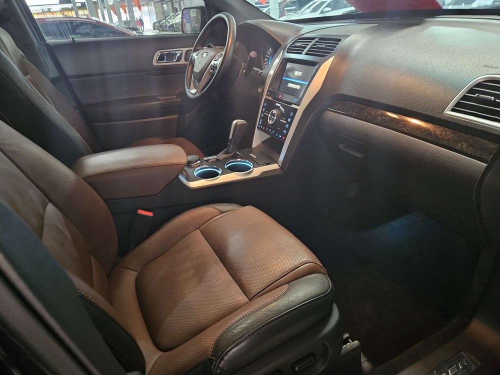 Ford Explorer (Import)